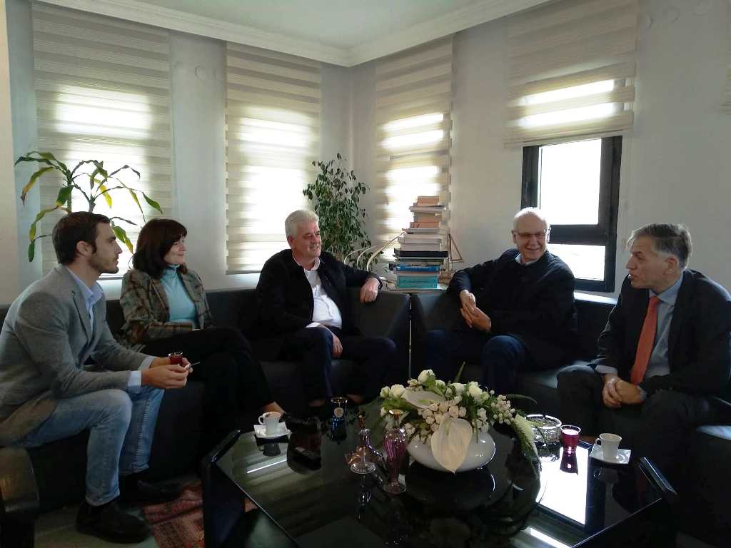 180213 smirni tsesme3