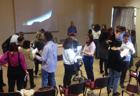 190327 poli pou mathainei