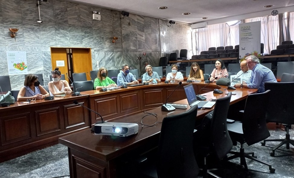 220804 foodcorridors iap2