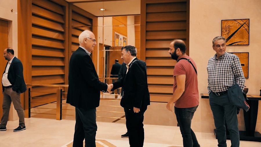 231002 synantisi dimarxos foreis 1