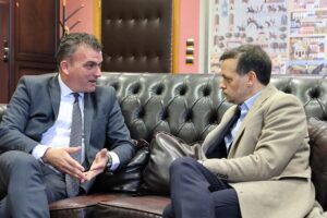 240123 synantisi mamakou douka