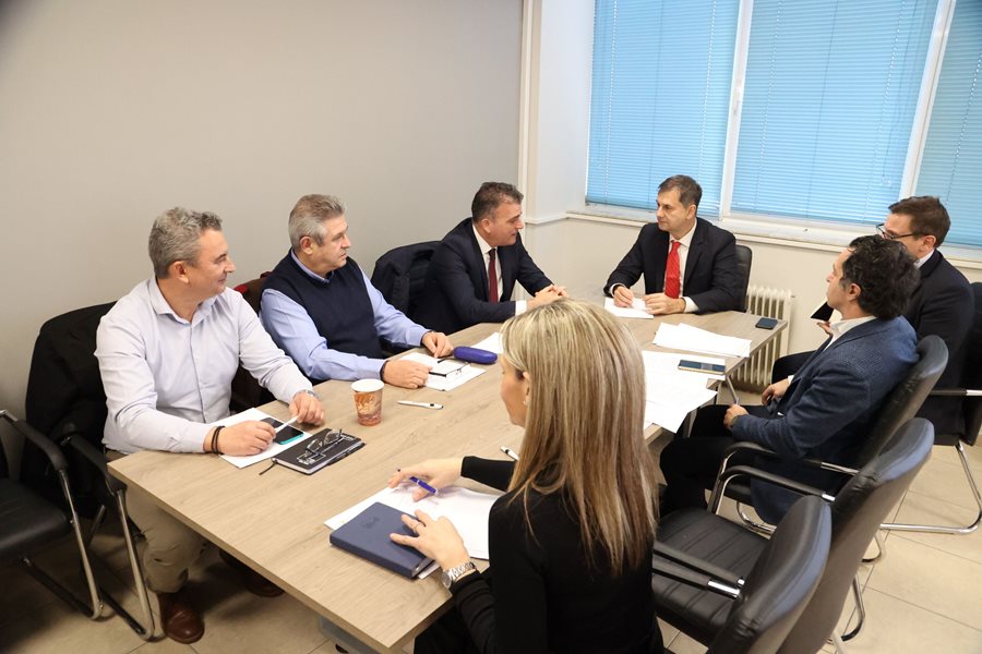 240124 mamakos theoxaris 2