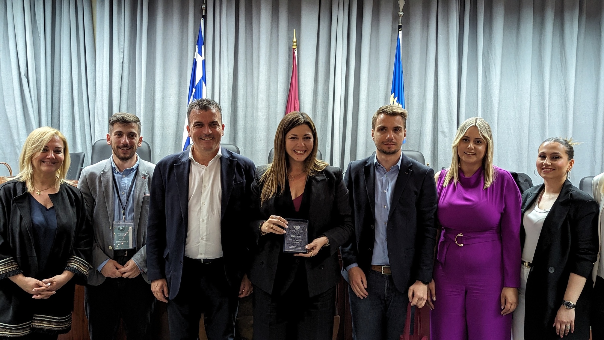 240422 dsn eyr evd neon