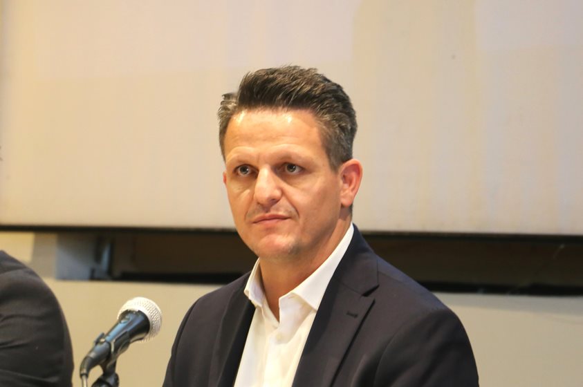 240514 Larissa Coffee Show F4