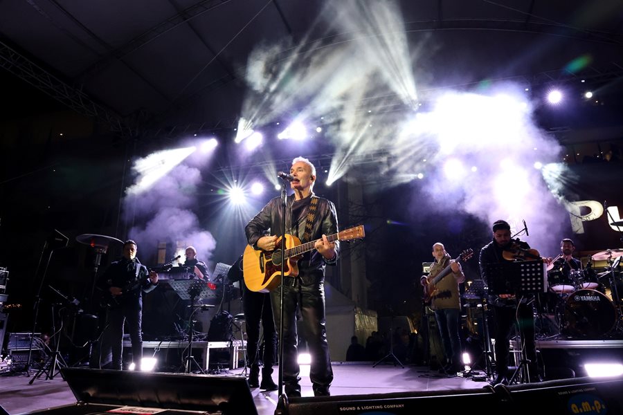 241205 fotagogisi dentro