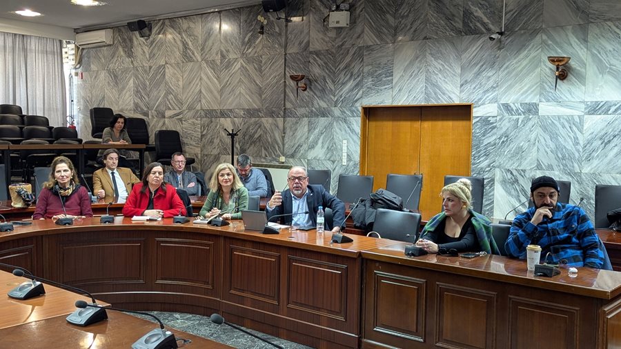 250127 synantisi foreon tourismos