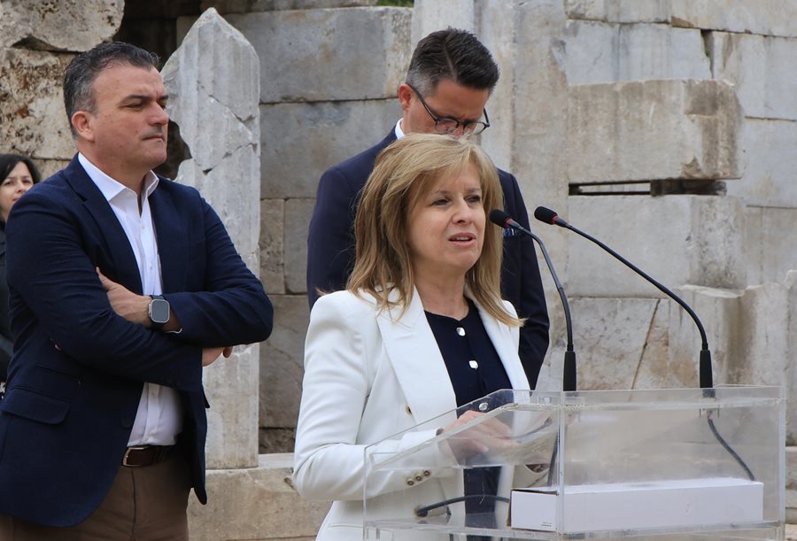 250327 1o mathitiko festival theatrou