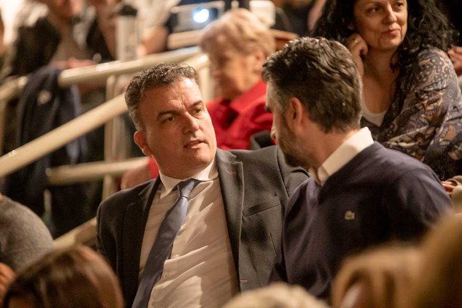 250404 parastasi triptycho