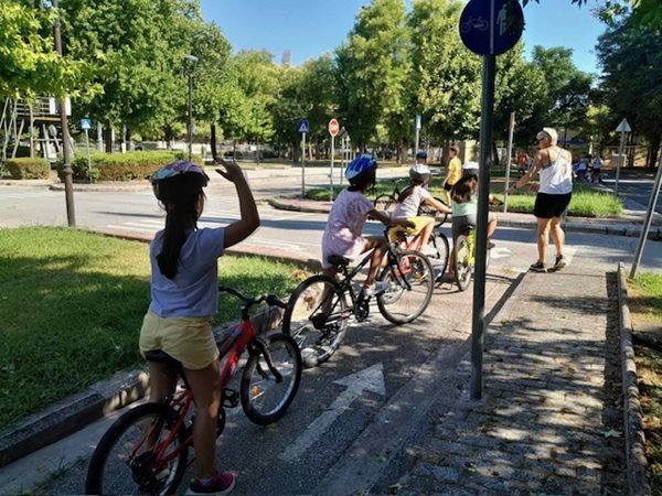 250508 st kataskinosi poli