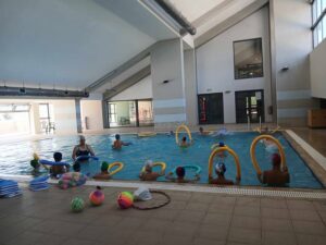 Κατασκήνωση στην πόλη: Δραστηριότητα κολύμβησης