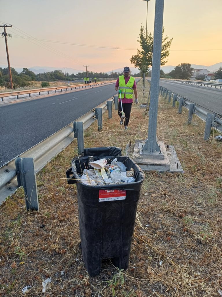 Εργασίες καθαρισμού οδικών δικτύων