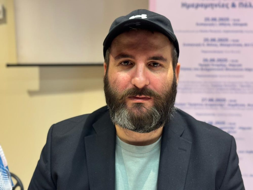 Ο Καλλιτεχνικός Διευθυντής του 13ου Πανθεσσαλικού Φεστιβάλ Ποίησης κ.Θάνος Γώγος στη συνέντευξη τύπου