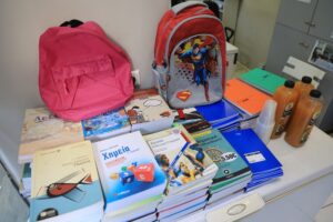 Σχολικά είδη για διανομή από το Κοινωνικό Παντοπωλείο