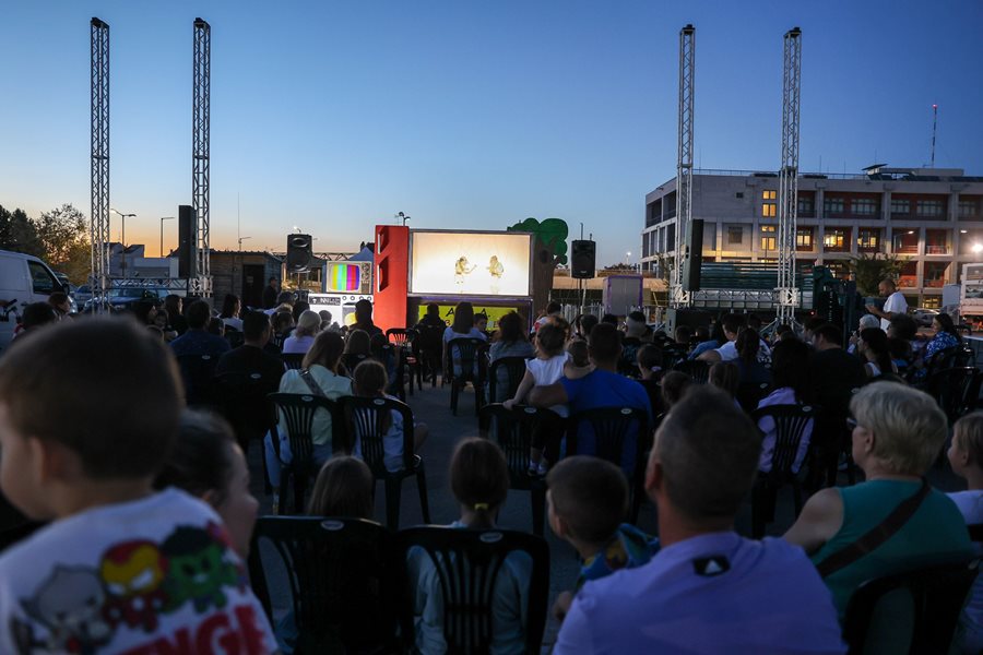 Στιγμιότυπο από την 2η ημέρα του Παζαριού Λάρισας