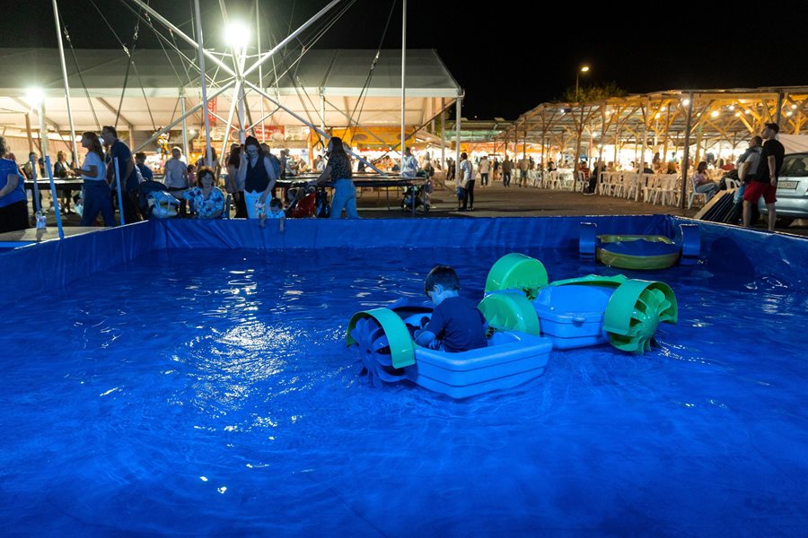 Στιγμιότυπο από την 2η ημέρα του Παζαριού Λάρισας