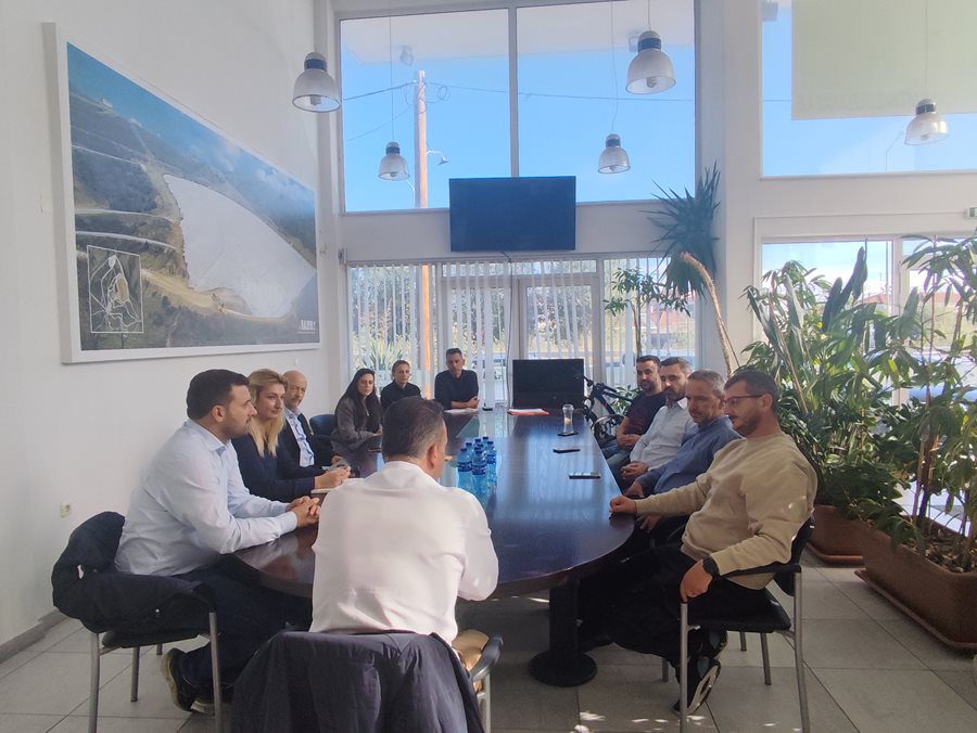 Στιγμιότυπο από την συνεδρίαση της Γενικής Συνέλευσης του ΦοΔΣΑ Περιφέρειας Θεσσαλίας