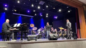 251008 dol megaloi solist