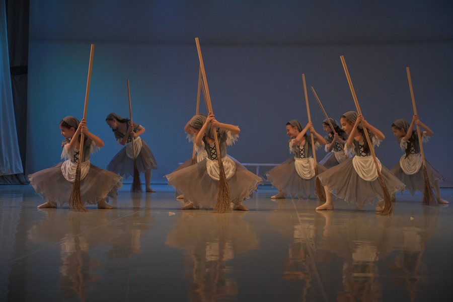 251010 sxoli mpaletou 2