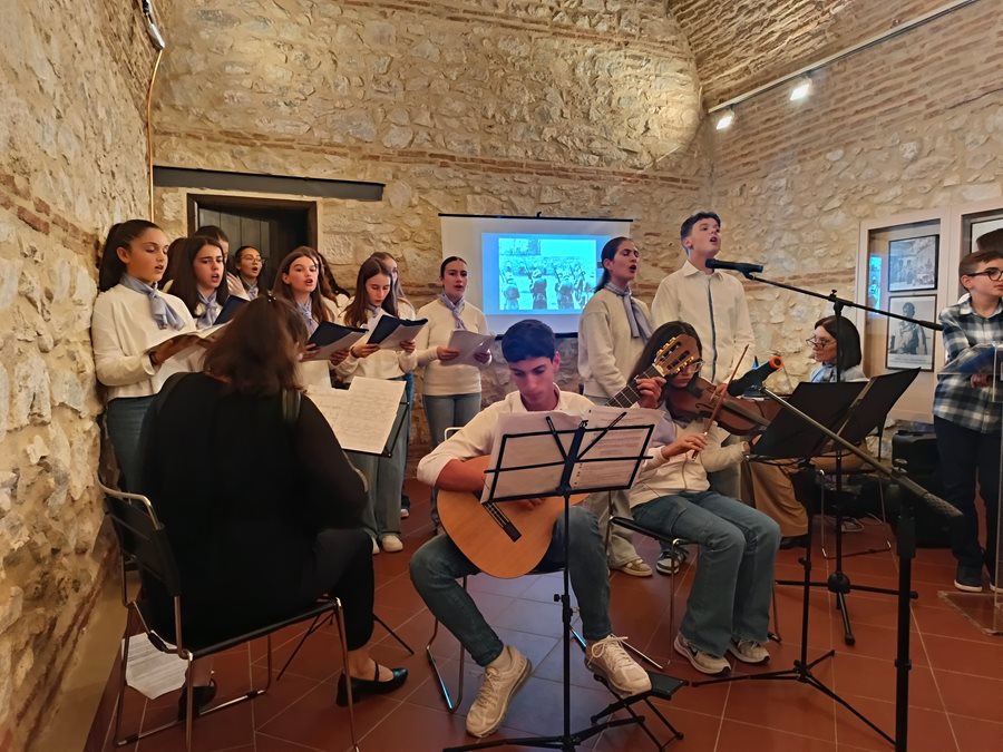 Στιγμιότυπο από την εκδήλωση για την απελευθέρωση της πόλης στο Μουσείο Εθνικής Αντίστασης