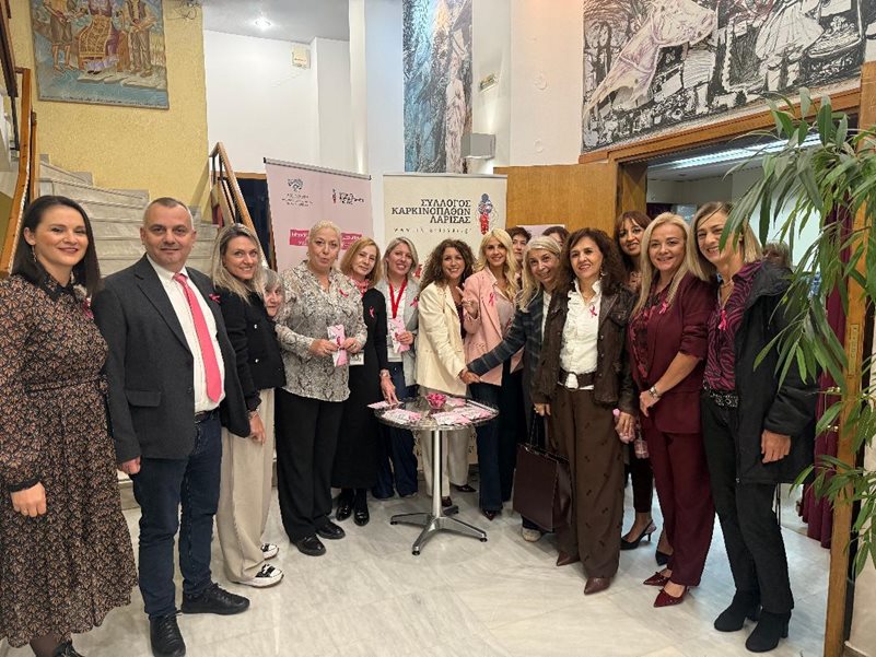 Στιγμιότυπο από την εκδήλωση ενημέρωσης για την πρόληψη του καρκίνου του μαστού, με τίτλο «Ροζ Δύναμη – Άθληση, Πρόληψη, Ελπίδα»