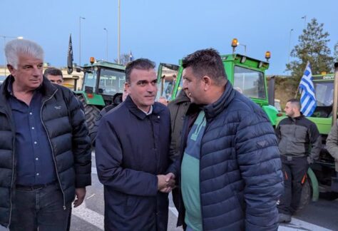 Ο κ.Μαμάκος στο μπλόκο της Νίκαιας