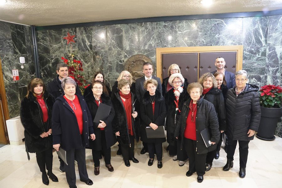 Στιγμιότυπο από τα Κάλαντα για την Πρωτοχρονιά